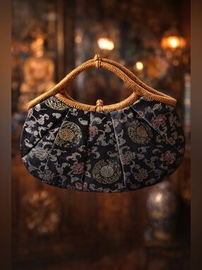 Vintage Brocade Silk Evening Purse • Chinese Longevity Motif • Knot Closure Y2K